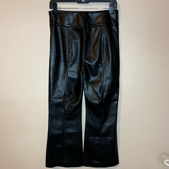 💃🏻BCBGMaxAzria Black  Flared Pants - Picture 3 of 6